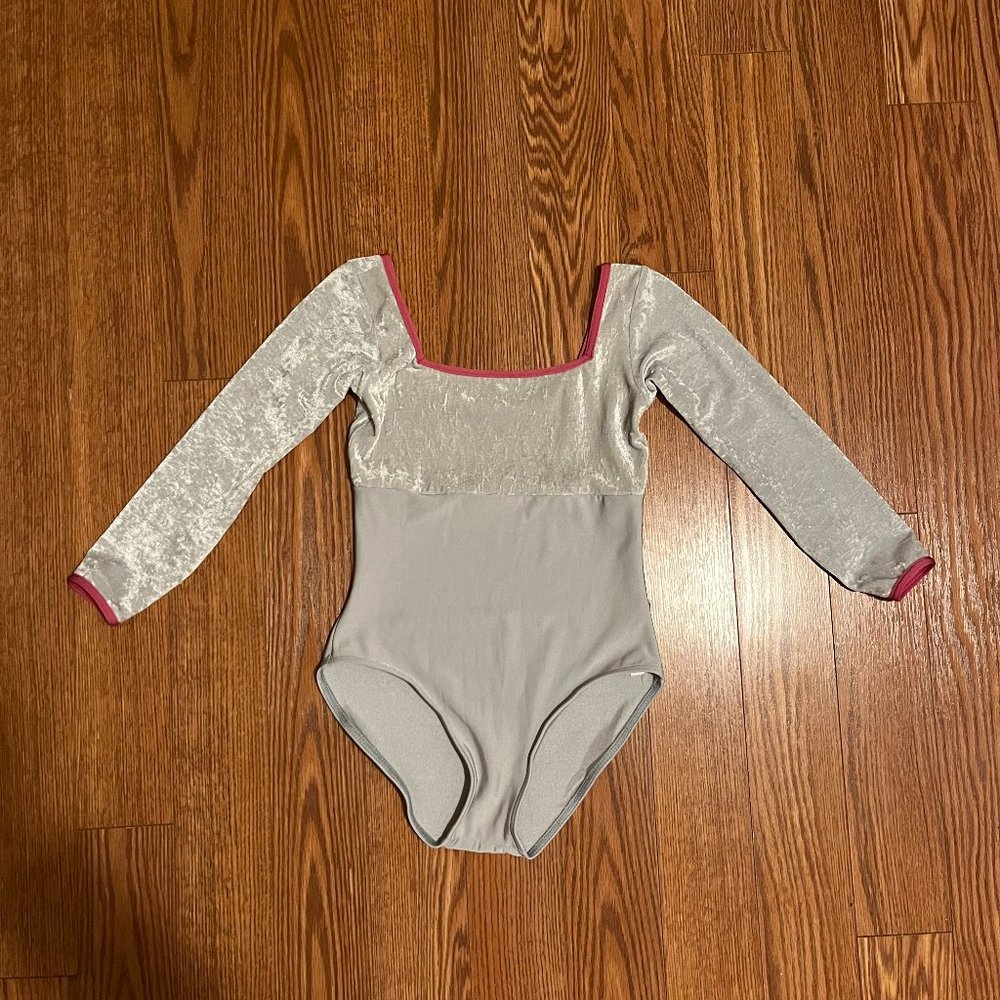 Yumiko Marieke leotard size Large